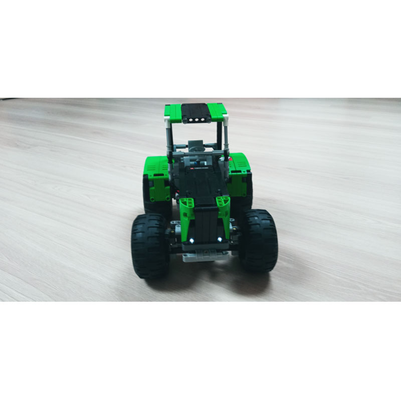 MOC-80667 ชุดตัวต่อรถแทรกเตอร์ - Urban Farming Building บทวิจารณ์และราคา